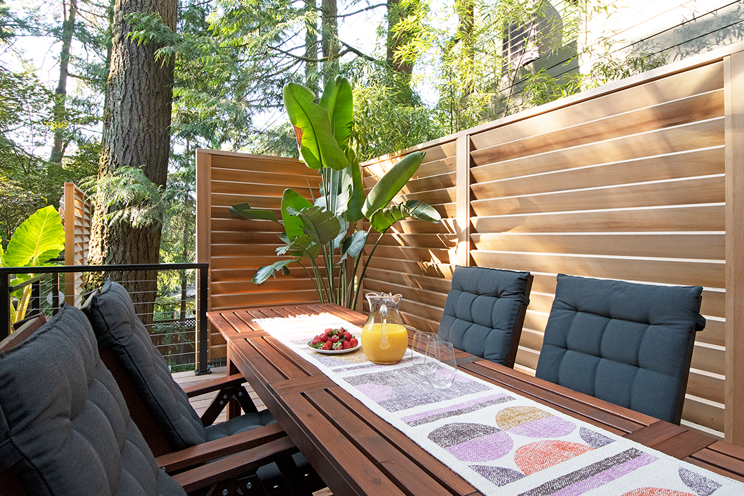 Image of a Lake Oswego Outdoor Living Room Design and Build by Drake's 7 Dees