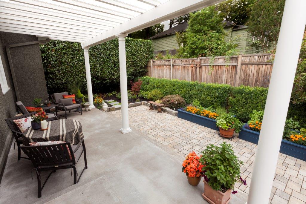 Image of a Corbett Outdoor Pergola Design and Installation by Drake's 7 Dees
