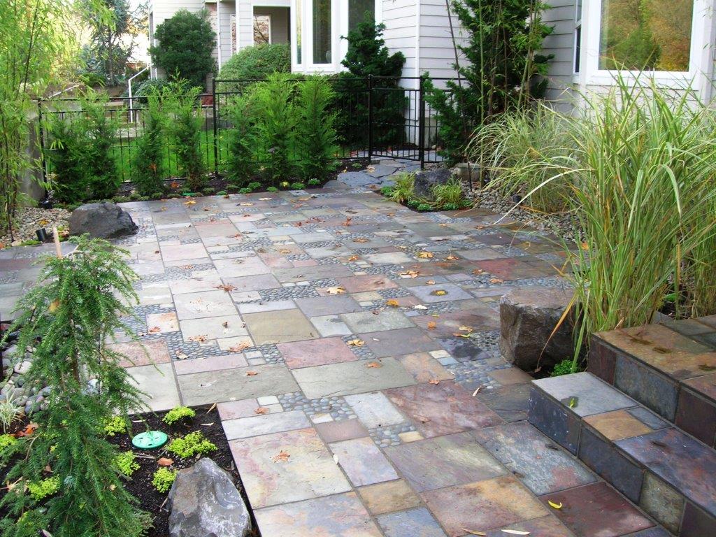 Image of an Oregon City Custom Patio Design and Installation by Drake's 7 Dees